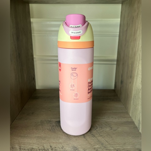 Owala Popping Peony 24oz FreeSip Water Bottle - Picture 3 of 6